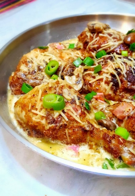 Yummy Creamy Buttery Garlic Parmesan Mushroom Chicken