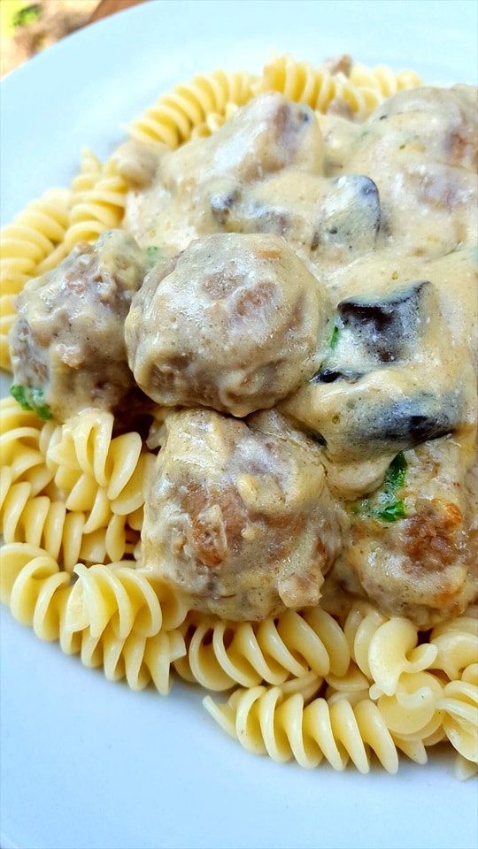 slow cooker meatball stroganoff
