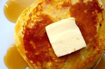 homemade ricotta pancakes (2)-min